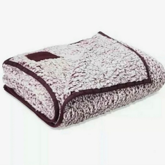 PINK Victoria's Secret Other - Pink VS Cozy Soft Sherpa Blanket